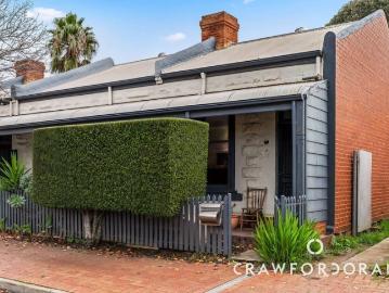 Warm and Winning Contemporary Cottage Charm