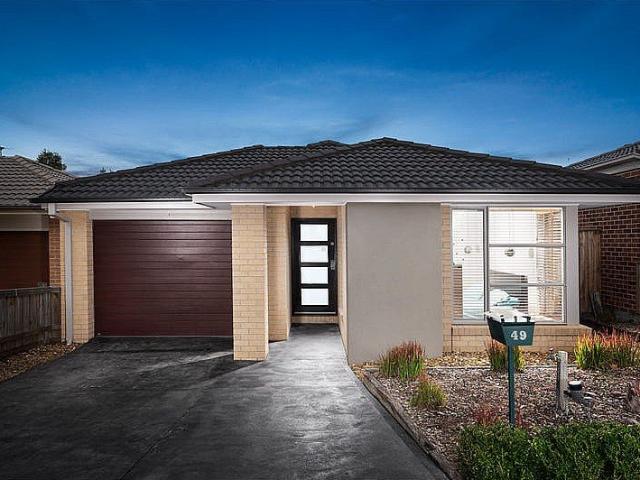 Warm and inviting family home with views of the park!