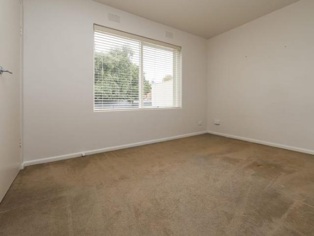 Warm and inviting in a private position, this brilliant 2 bedroom ground floor security apartment will welcome you home with open arms