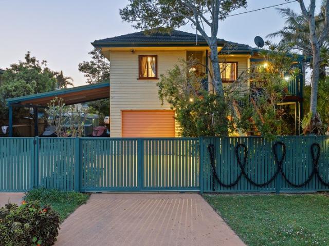 Warm Character, Flexible Bayside Living