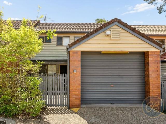 Warm, Welcoming Townhouse in a Convenient Ferny Grove Location