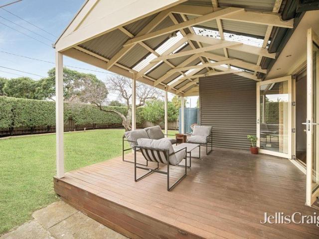 Warm, Welcoming & Made for Entertaining