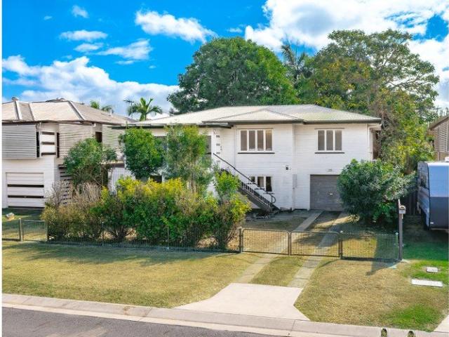 Warm, Welcoming & Move In Ready