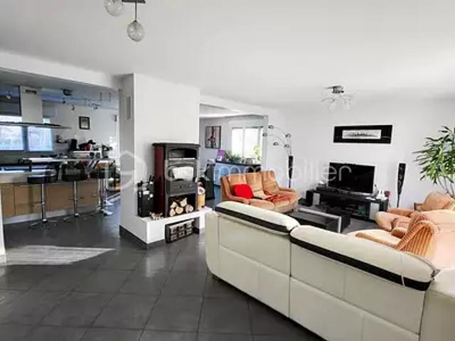 Isles sur Suippe 51110 Achat / Vente maison 9 pièces t9 piscine terrasse