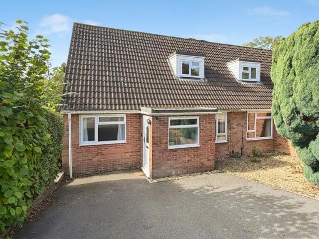 Warminster, Wiltshire 3 bed semi detached house to rent £1,250 pcm £288 pw