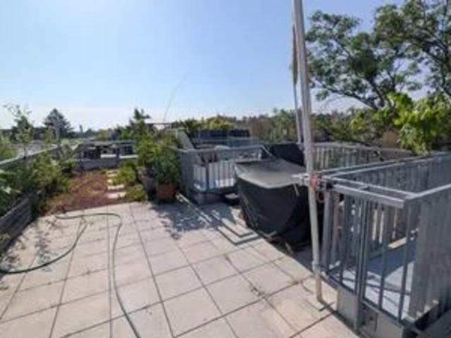 WARMMIETE Goldener Hirsch Stilvolle 3 Zimmer Wohnung mit Balkon und TRAUMTERRASSE