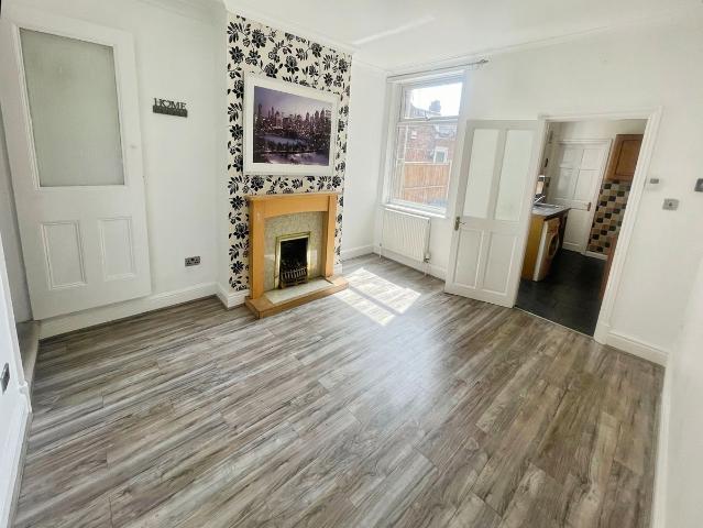 Warner Place, Loughborough, Leicestershire LE11, 3 bed terraced house to rent, £1,000 pcm | PrimeLocation