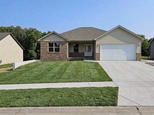28500 Shallow Water Rd, Warrenton, MO 63383