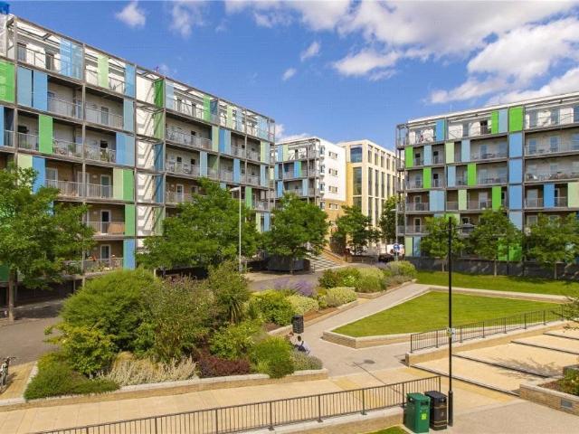 Warren Close, Cambridge CB2, 1 bed flat to rent, £1,800 pcm | PrimeLocation