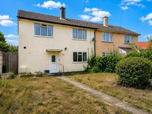 Warren Crescent, Oxford OX3 4 bed semi detached house to rent £2,250 pcm £519 pw