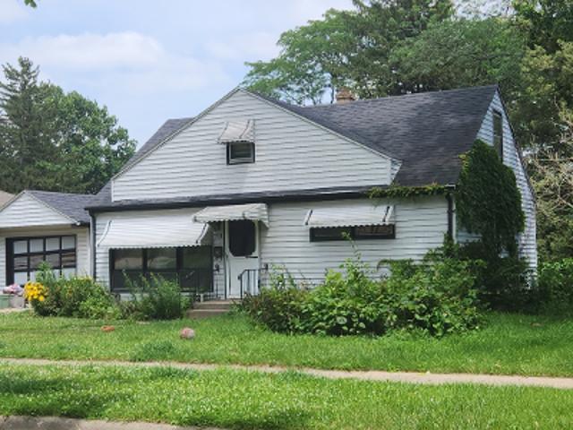 Warren Ave