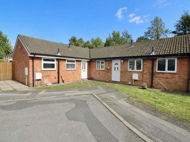 Warren Drive, Leicester, Leicestershire LE4, 2 bed semi detached bungalow to rent, £1,200 pcm | PrimeLocation