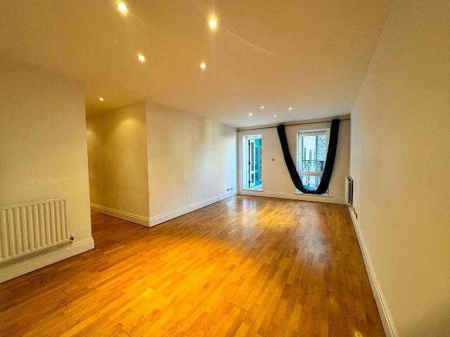 Warren House, Beckford Close, London, UK W14, 2 bed flat to rent, £3,500 pcm | PrimeLocation
