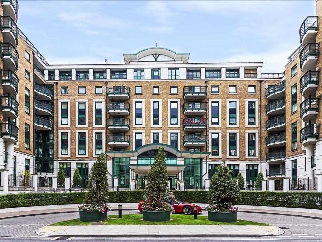 Warren House, Beckford Close, London W14, 2 bed flat to rent, £3,250 pcm | PrimeLocation