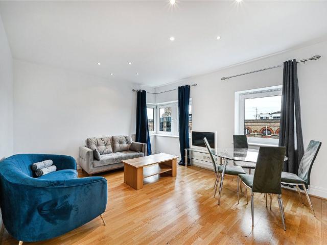 Warren House, Beckford Close W14, 2 bed flat to rent, £3,250 pcm | PrimeLocation