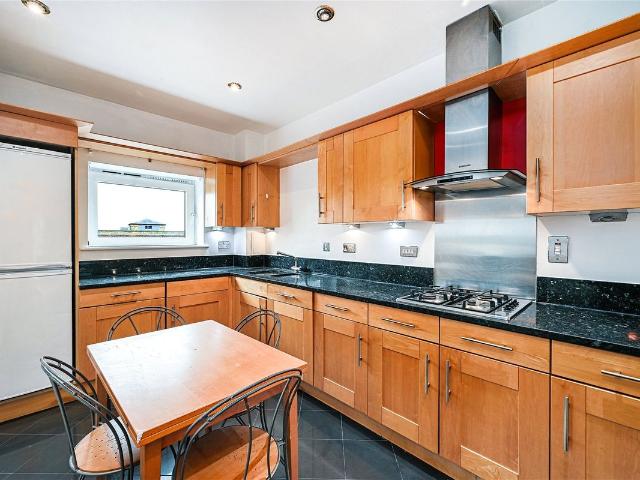 Warren House, Beckford Close W14, 2 bed flat to rent, £3,250 pcm | PrimeLocation