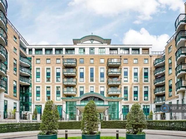 Warren House, London, W14 2 bed flat to rent £3,500 pcm £808 pw
