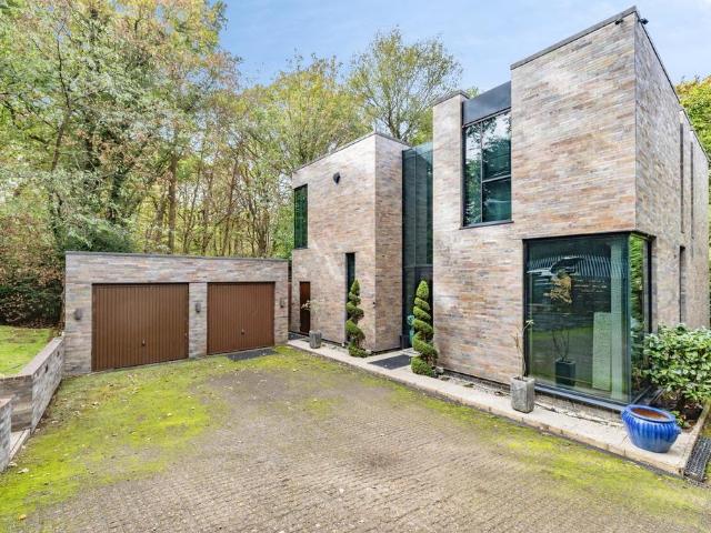Warren Lane, Stanmore, HA7 5 bed detached house to rent £6,000 pcm £1,385 pw