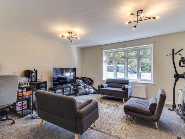 Warren Road, Guildford, GU1