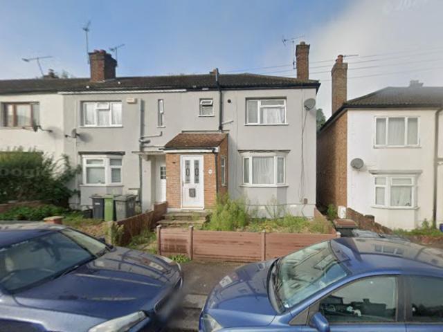 Warren Road, Luton LU1, 3 bed property to rent, £1,600 pcm | PrimeLocation