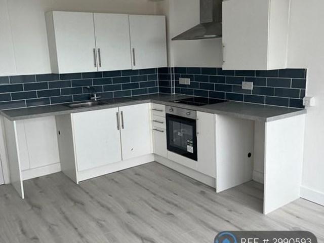 Warren Way, Woodingdean, BN2 1 bed flat to rent £975 pcm £225 pw