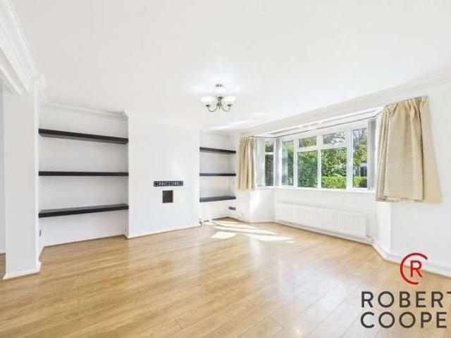 Warrender Way, Ruislip, HA4