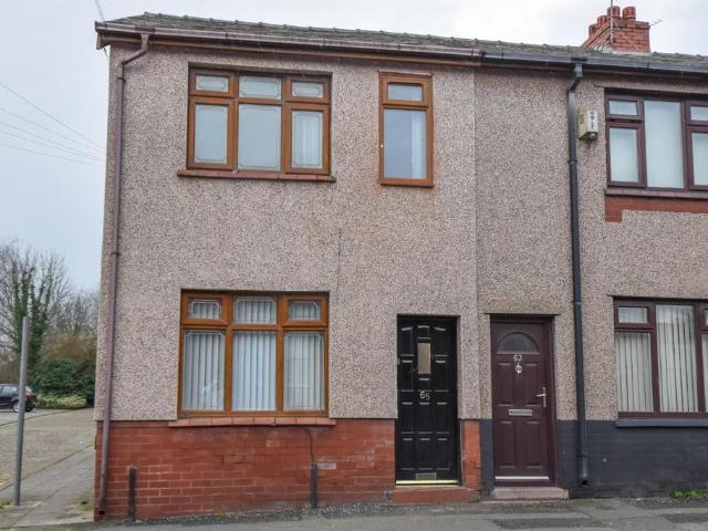 Warrington Lane, Wigan, WN1 3RT 1 bed in a house share to rent £390 pcm £90 pw