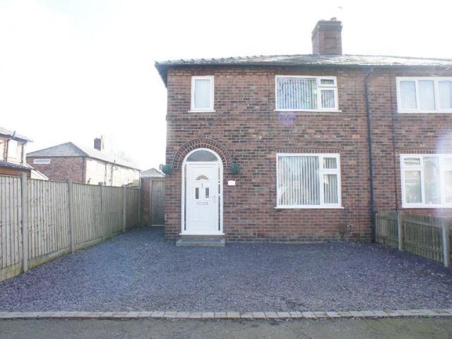Warrington WA4 3 bed semi detached house to rent £1,150 pcm £265 pw