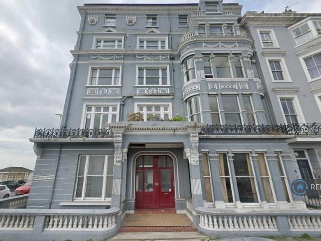 Warrior Square, St Leonards On Sea, TN37 3 bed flat to rent £1,175 pcm £271 pw