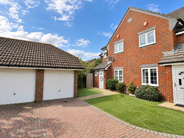 Warsash Road, Fareham PO14, 3 bed end terrace house to rent, £1,750 pcm | PrimeLocation