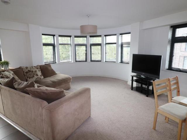 Warstone Lane, Birmingham, B18 2 bed apartment to rent £1,200 pcm £277 pw
