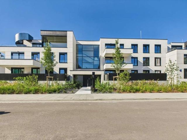 Ekskluzywny apartament 115 m² z tarasem i garażem w Warszawie