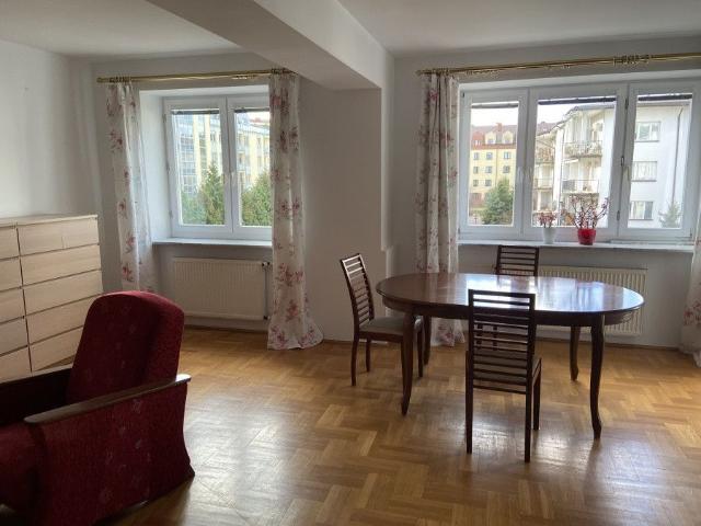 Warszawa, Ursynów, Kabaty, Dembego