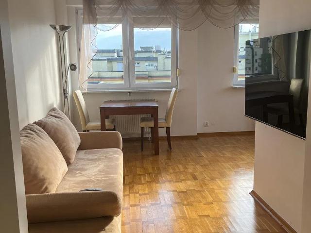 Warszawa, Ursynów, Wańkowicza, 50 m2