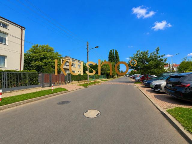 Warszawa, Włochy