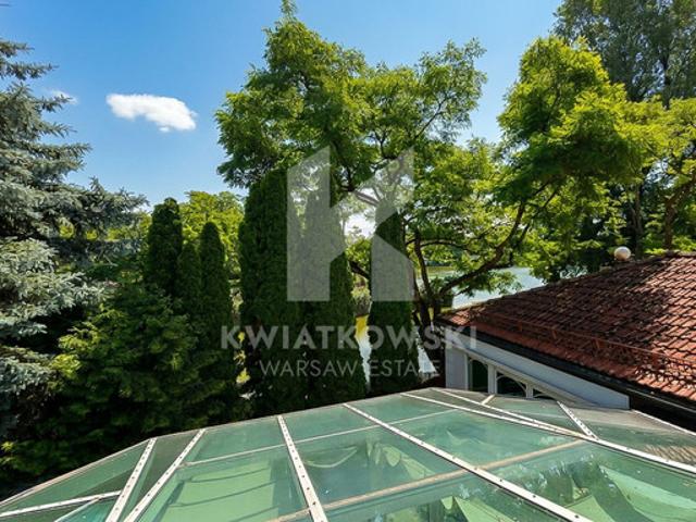 Warszawa, Włochy, Karatowa