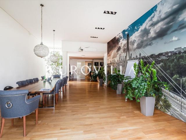 Warszawa, Wilanów, Łowcza, 520 m2
