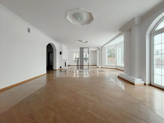 Rezydencja Wilanów 400 m², klasyczna architektura, garaż