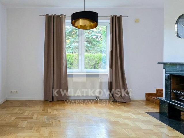 Warszawa, Wilanów, Powsinek, Uprawna