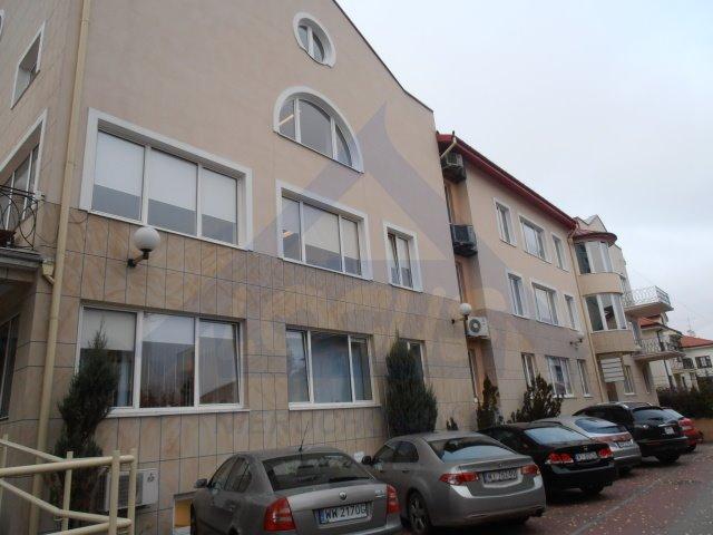 Wynajmę nowoczesne biuro 261 m² z klimatyzacją i światłowodem