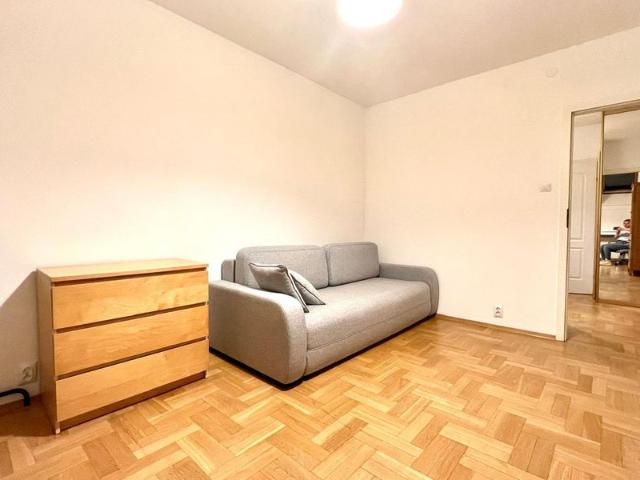 Warszawa, Wola, Koło, Łacińska 4