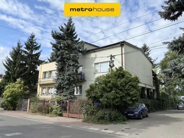 Dom z potencjałem na Bemowie, 290 m², garaż, taras zapraszam