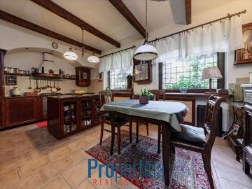 Przestronny dom z ogrodem, sauna, garaż, 6 pokoi