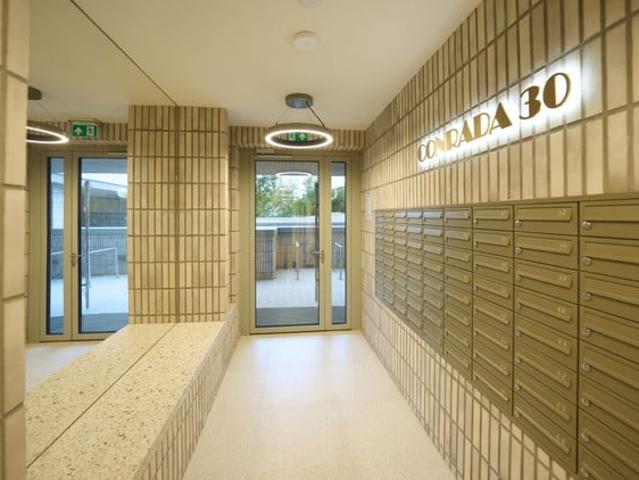 Warszawa, Bielany, ul. Josepha Conrada 30