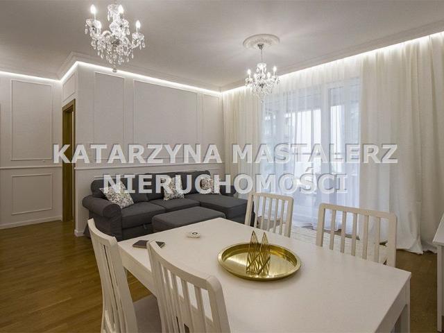 Warszawa M Warszawa, Wilanów, Miasteczko Wilanów