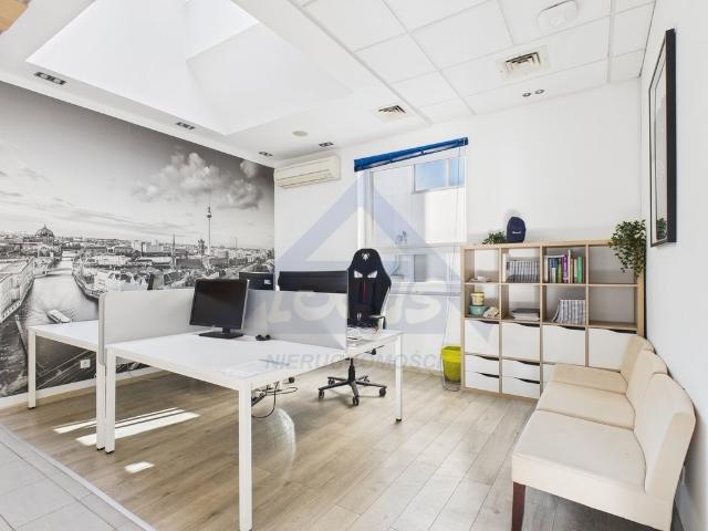 Polecam nowoczesne biuro 248 m² z niezależnym wejściem w Warszawie