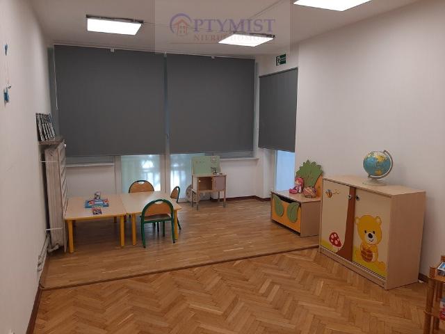 Polecam lokal użytkowy 85 m² na Mokotowie z salami dla dzieci