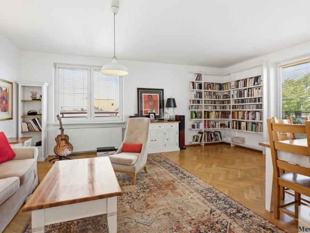 Polecam przestronne 3 pokojowe 83 m² z balkonem w Mokotowie