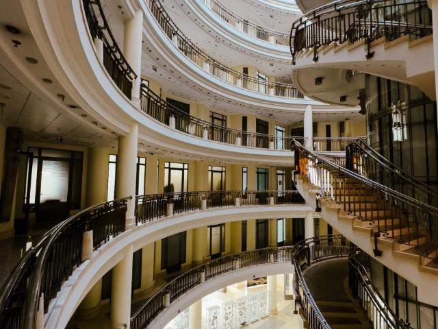 Na wynajem nowoczesne biuro 96,5 m² w centrum Mokotowa