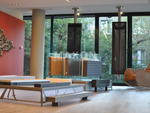 Przestronne biuro 193 m² z klimatyzacją Praga Południe